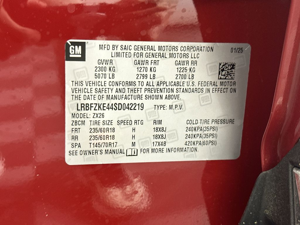 new 2025 Buick Envision car, priced at $35,740