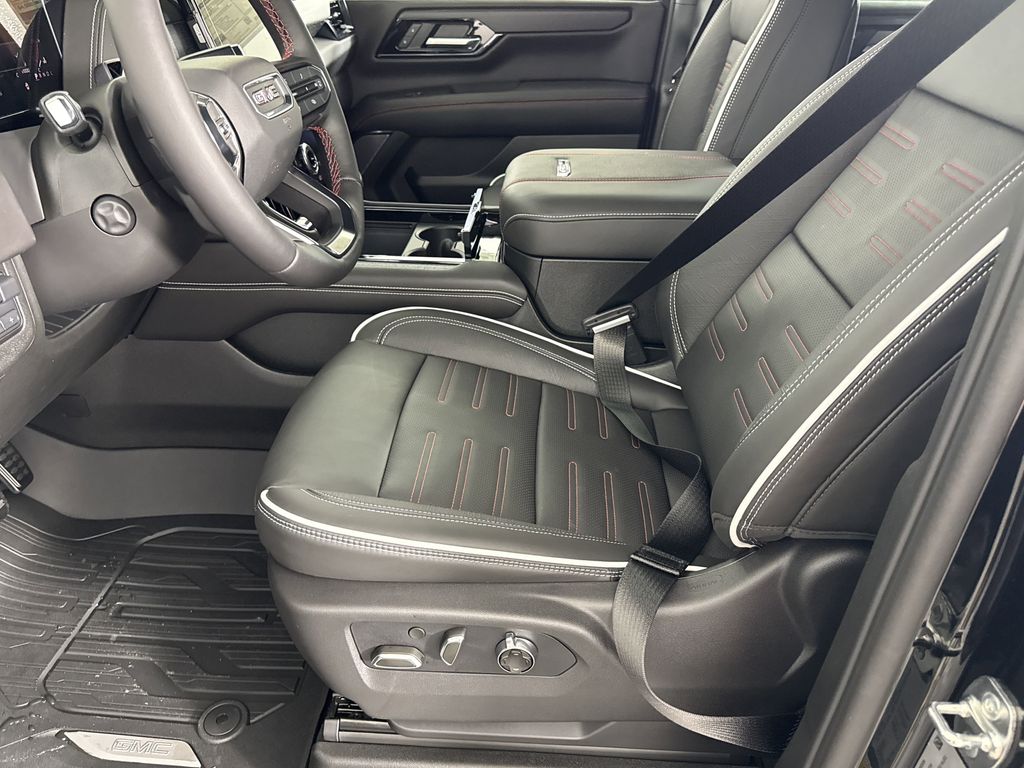 new 2025 GMC Yukon car, priced at $97,789