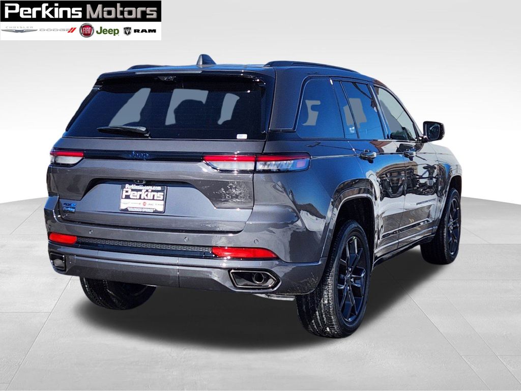 new 2025 Jeep Grand Cherokee car, priced at $56,564