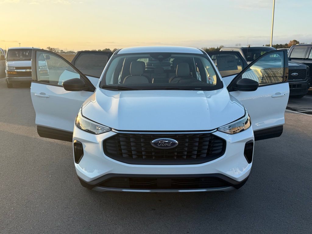 new 2025 Ford Escape car, priced at $29,834