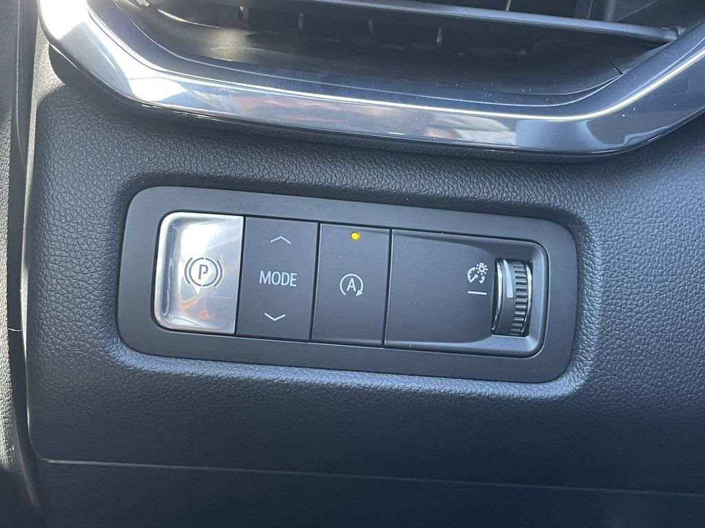 new 2026 GMC Acadia car, priced at $47,726