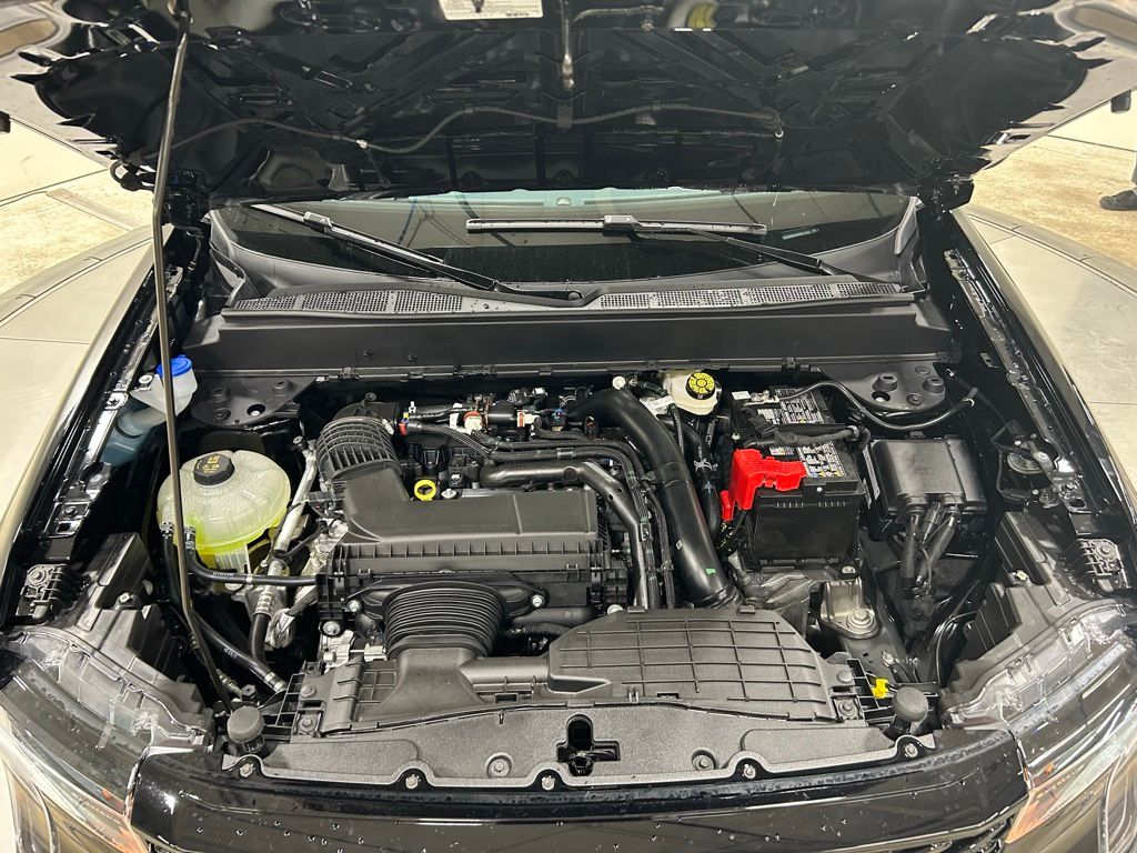 new 2025 Ford Maverick car, priced at $33,050