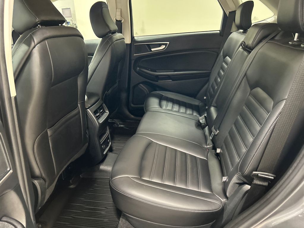 used 2022 Ford Edge car, priced at $29,276