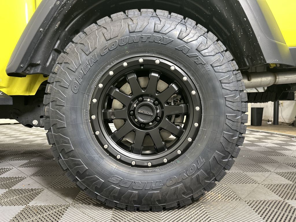 used 2023 Jeep Gladiator car, priced at $36,798