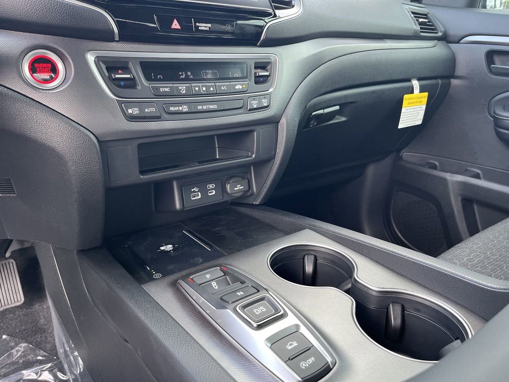 new 2025 Honda Ridgeline car, priced at $38,873