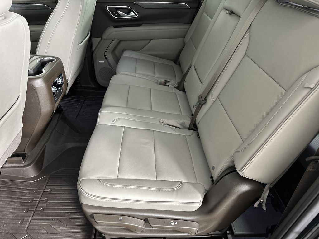 used 2023 GMC Yukon XL car, priced at $61,366