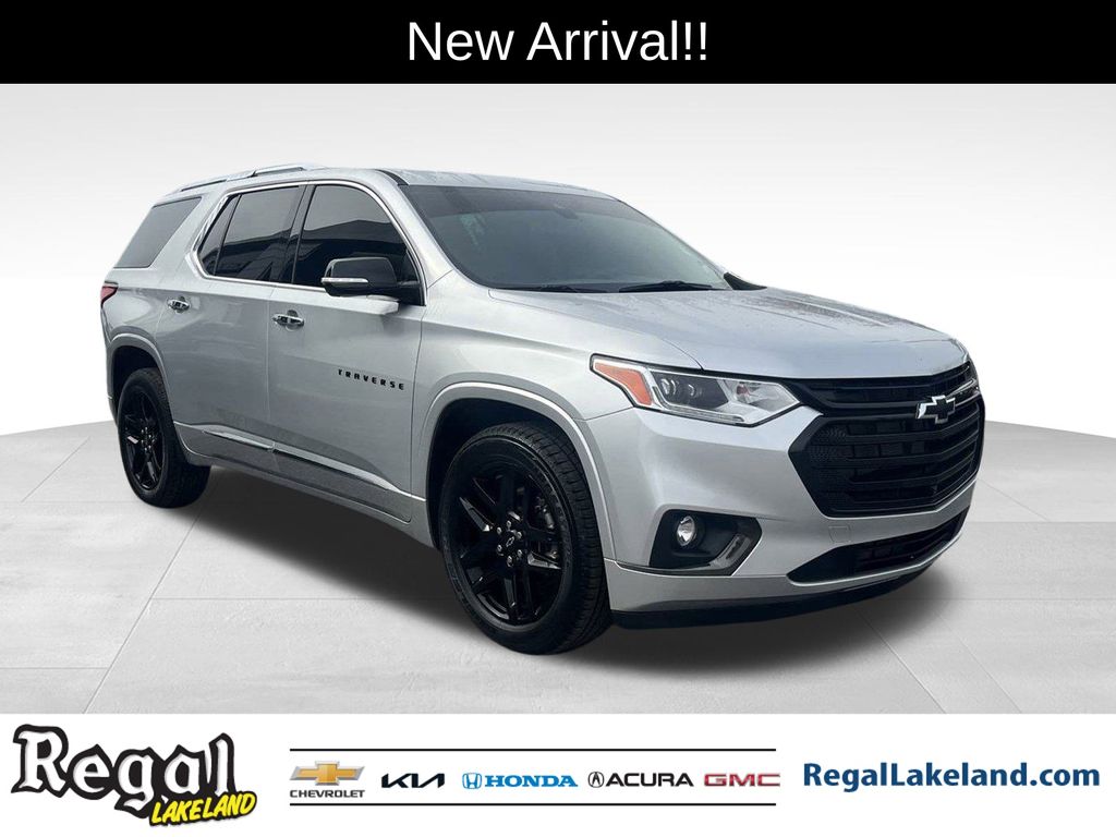 used 2020 Chevrolet Traverse car, priced at $29,349