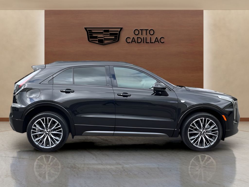 used 2024 Cadillac XT4 car, priced at $43,000