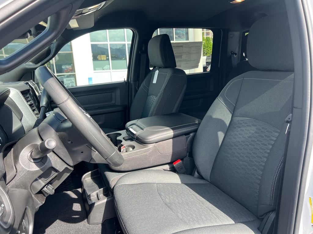 new 2025 Ram 2500 car