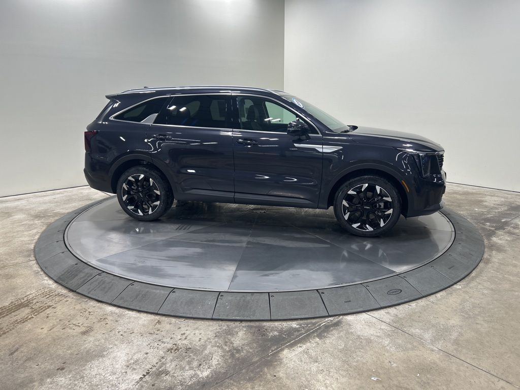 new 2025 Kia Sorento car, priced at $39,313