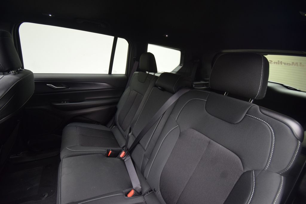 new 2025 Jeep Grand Cherokee L car, priced at $40,360