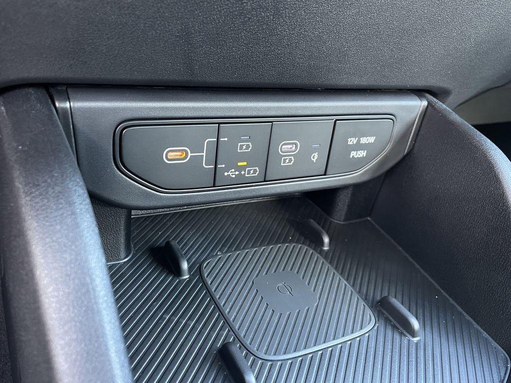 new 2025 Kia K4 car, priced at $24,073