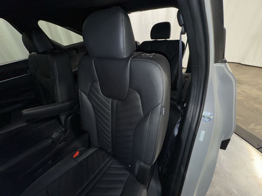 new 2025 Kia Sorento car, priced at $46,241