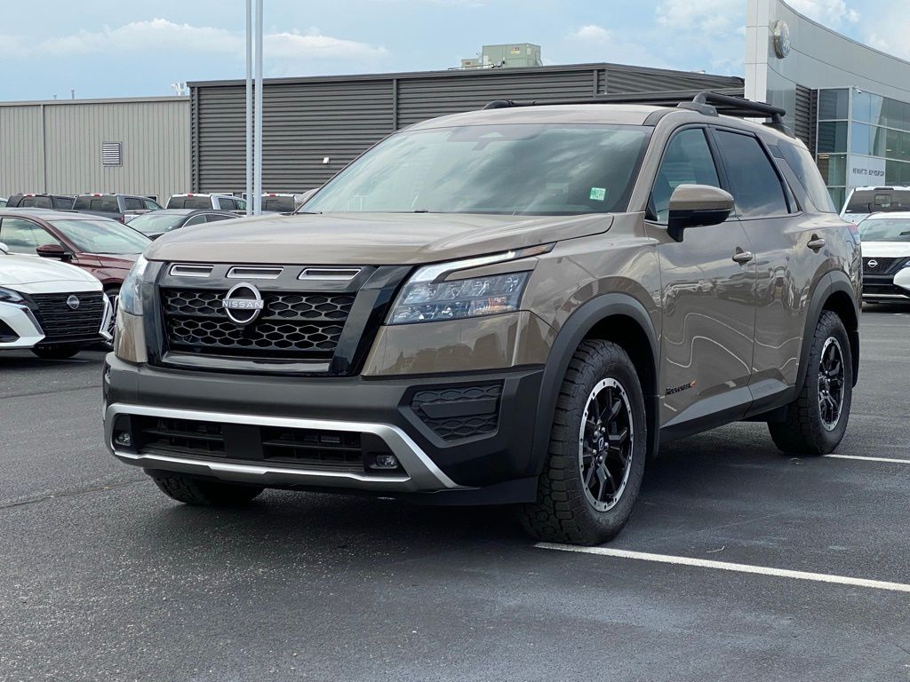 new 2024 Nissan Pathfinder car, priced at $39,375