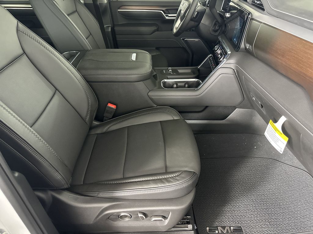 new 2025 GMC Sierra 2500HD car, priced at $86,069