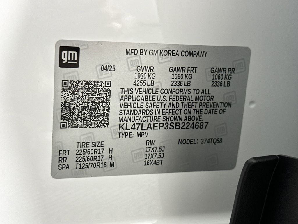 new 2025 Buick Envista car, priced at $24,695