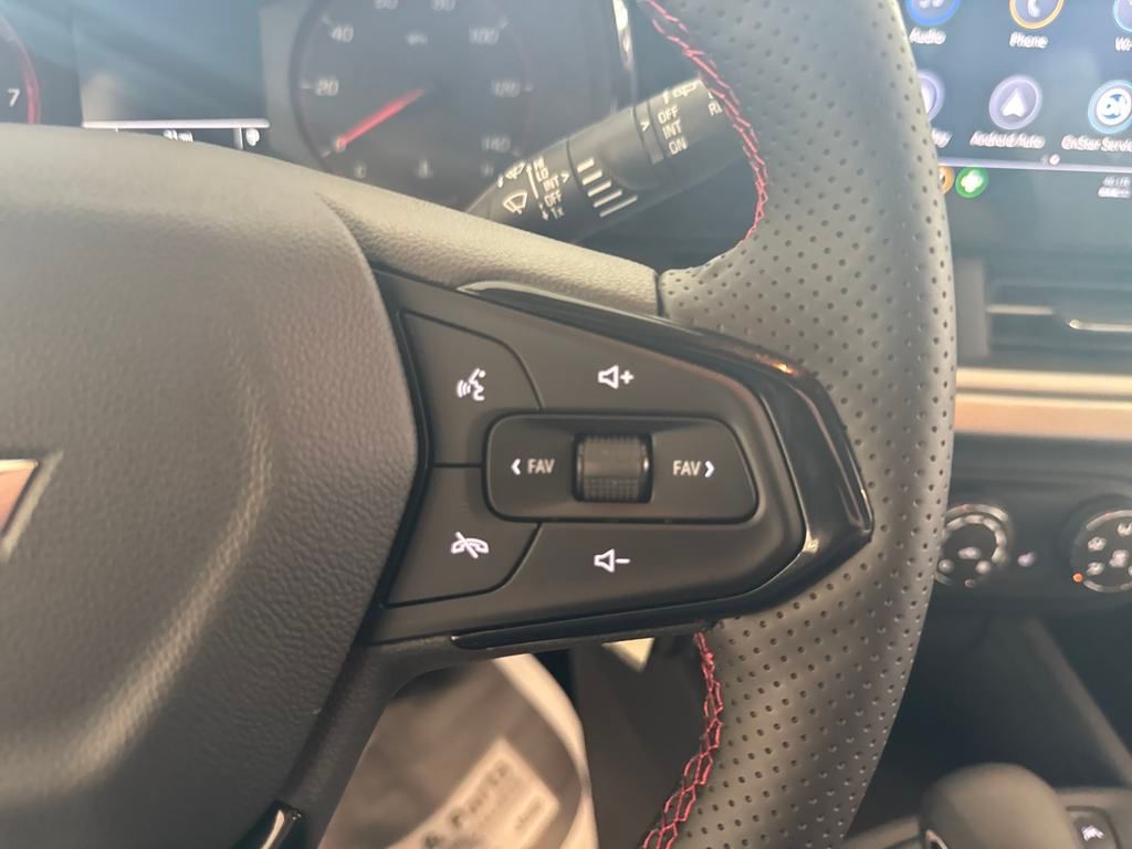new 2025 Chevrolet Trax car, priced at $24,290
