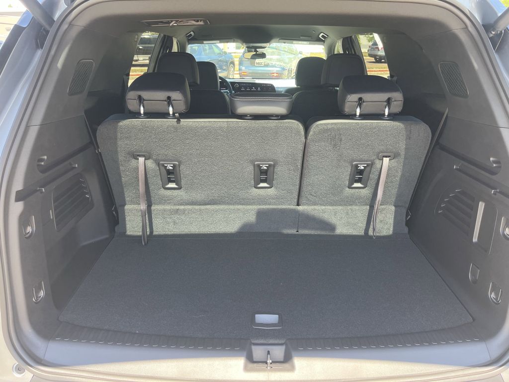 new 2025 Chevrolet Traverse car, priced at $42,384