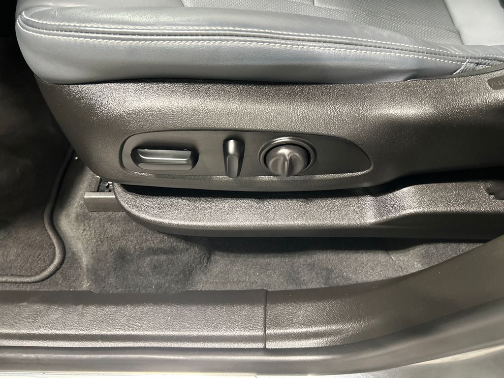 used 2021 Buick Enclave car, priced at $28,424