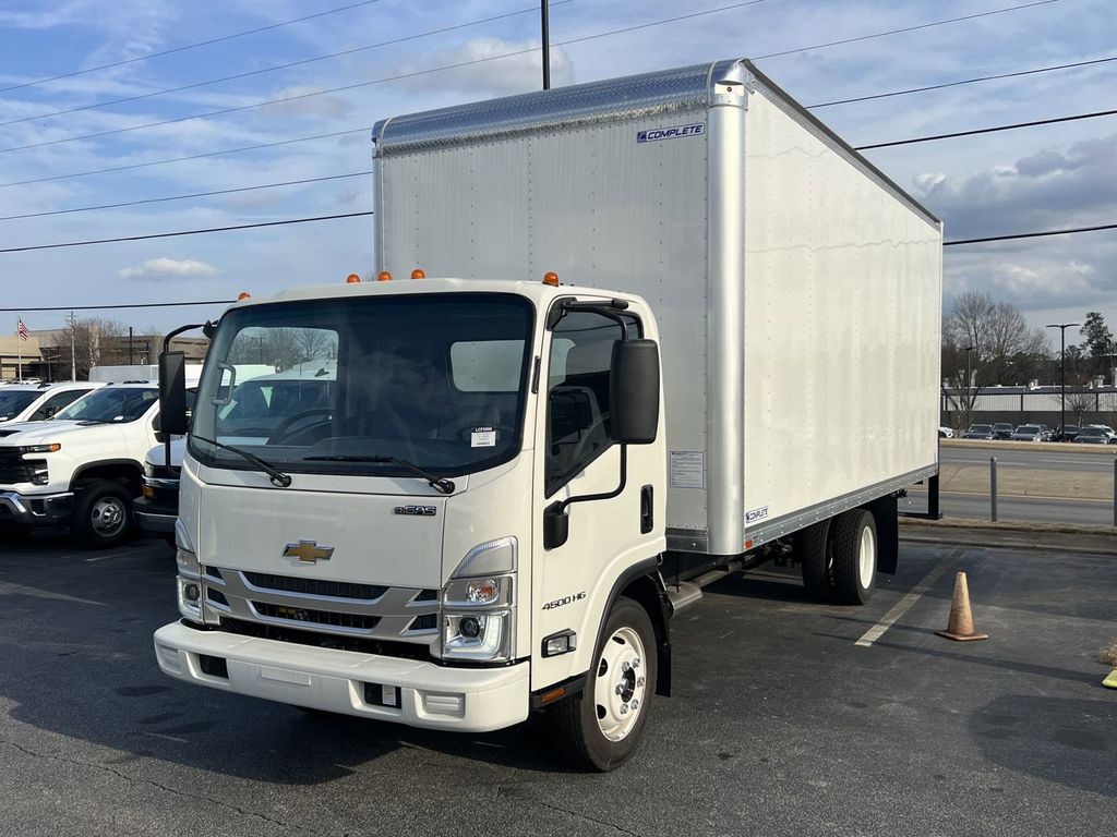 new 2025 Chevrolet 4500 HG LCF Gas car, priced at $71,205