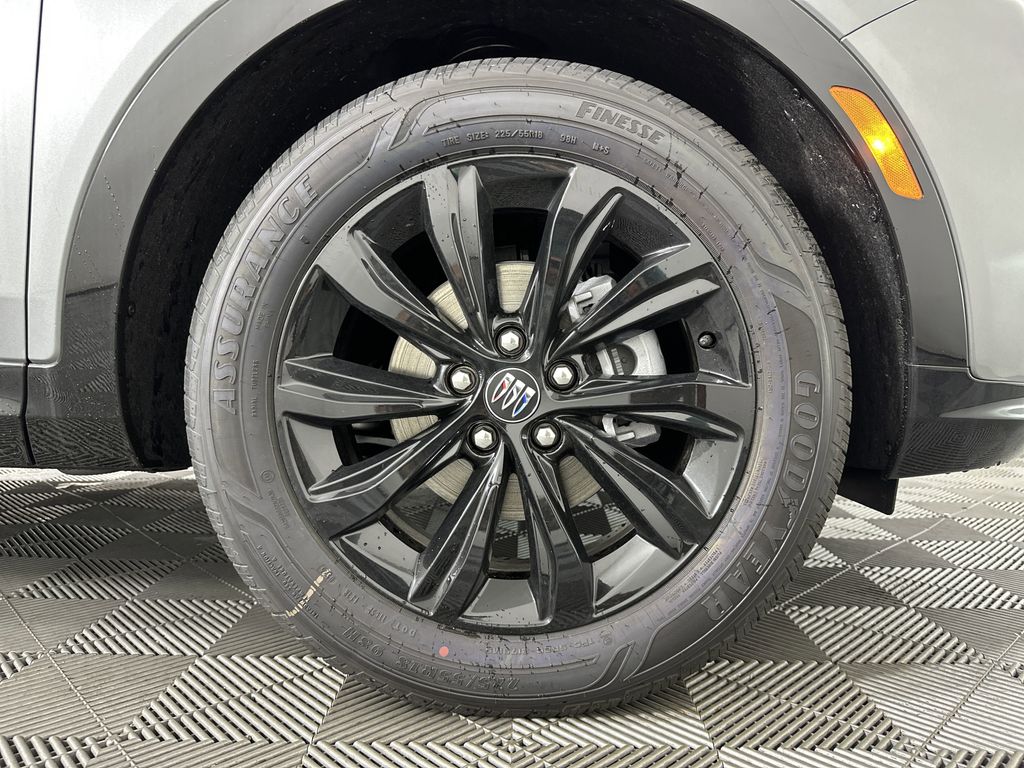 new 2025 Buick Envista car, priced at $29,869