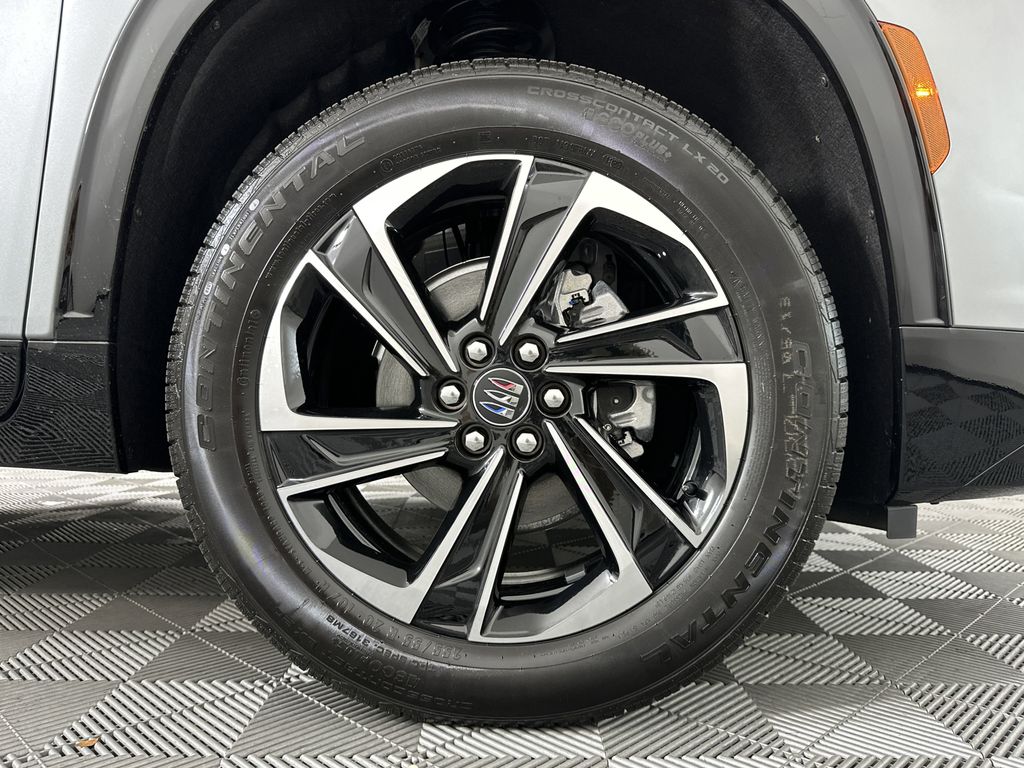new 2025 Buick Enclave car, priced at $50,779