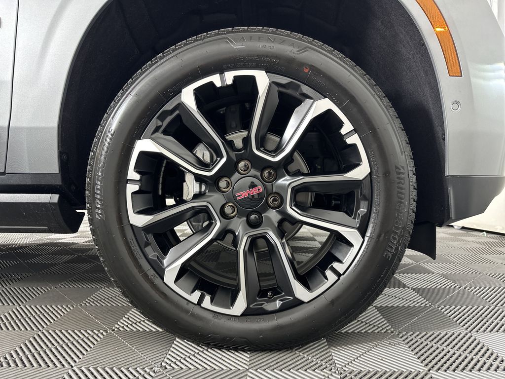 new 2025 GMC Yukon XL car, priced at $98,644