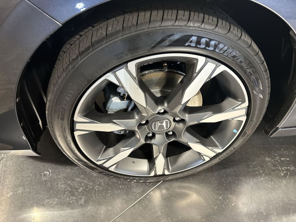 new 2025 Honda Civic Hybrid car, priced at $34,300