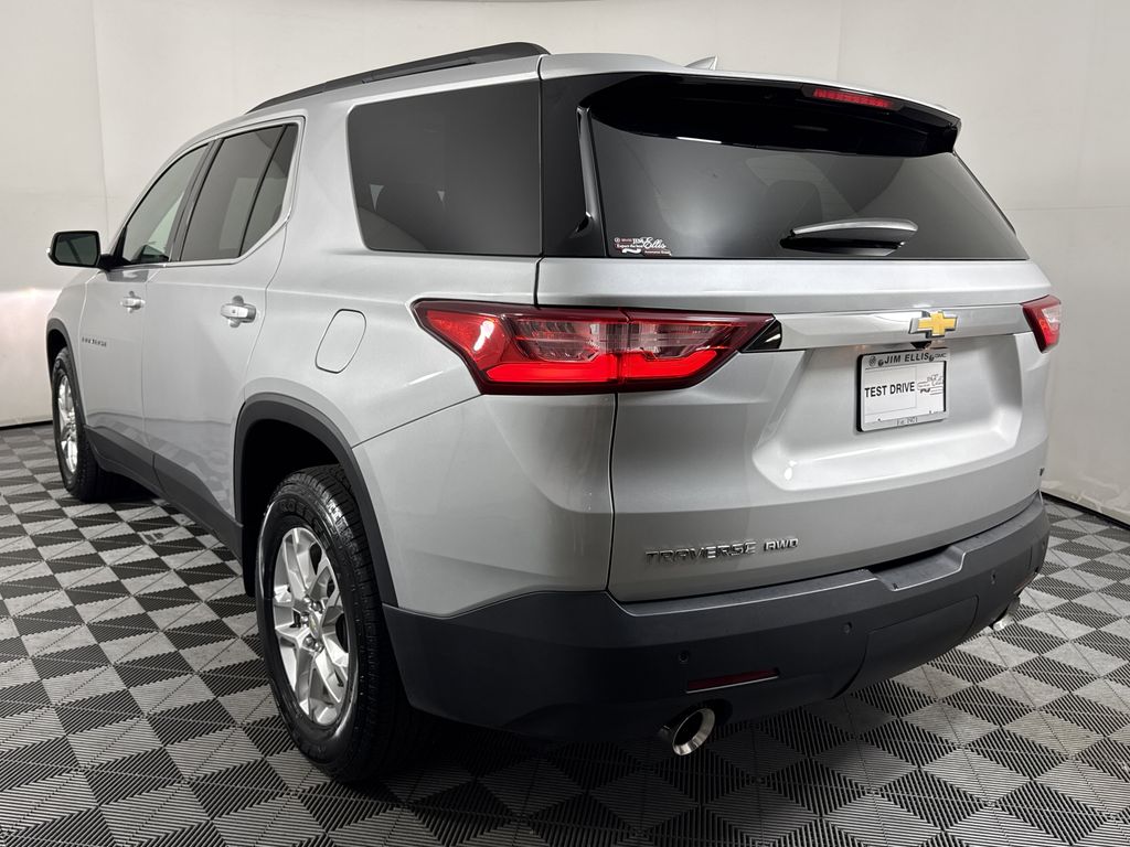 used 2021 Chevrolet Traverse car, priced at $25,997