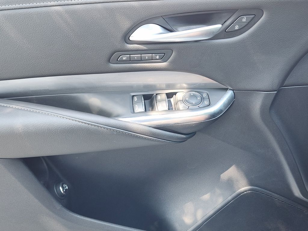 used 2024 Cadillac XT4 car, priced at $36,304