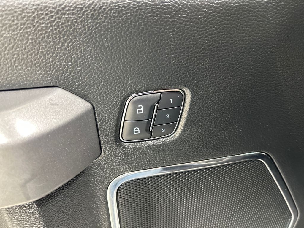 used 2016 Ford F-150 car, priced at $30,917