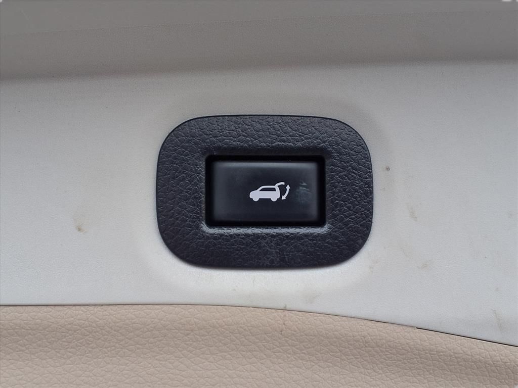 used 2018 Nissan Rogue car, priced at $14,979