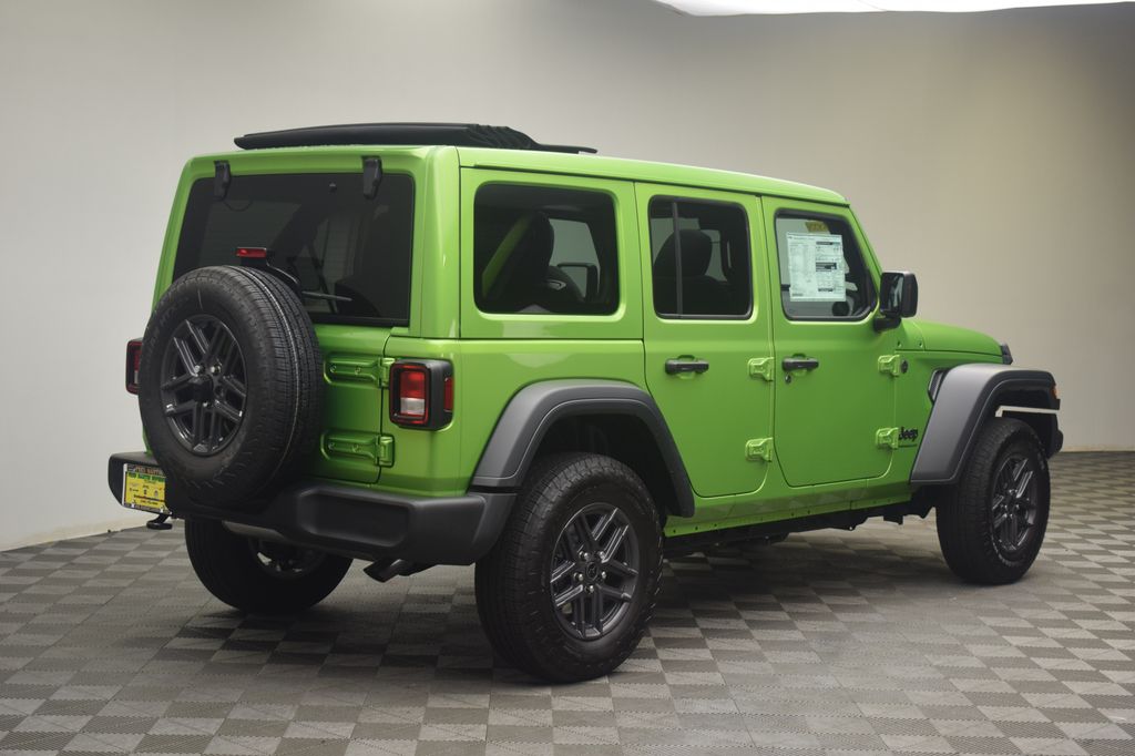new 2025 Jeep Wrangler car, priced at $43,220