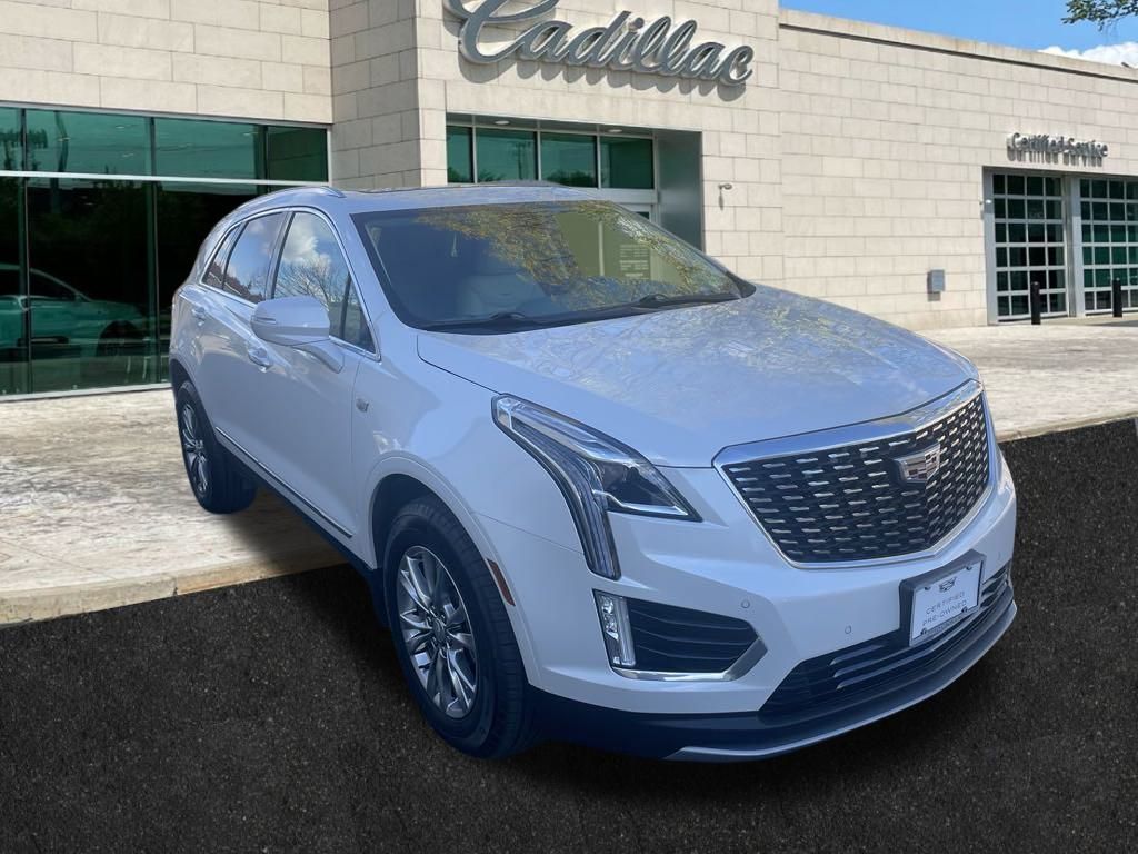 used 2023 Cadillac XT5 car, priced at $37,500