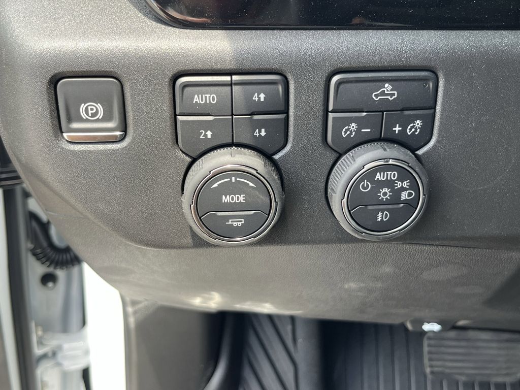 new 2025 Chevrolet Silverado 1500 car, priced at $61,130