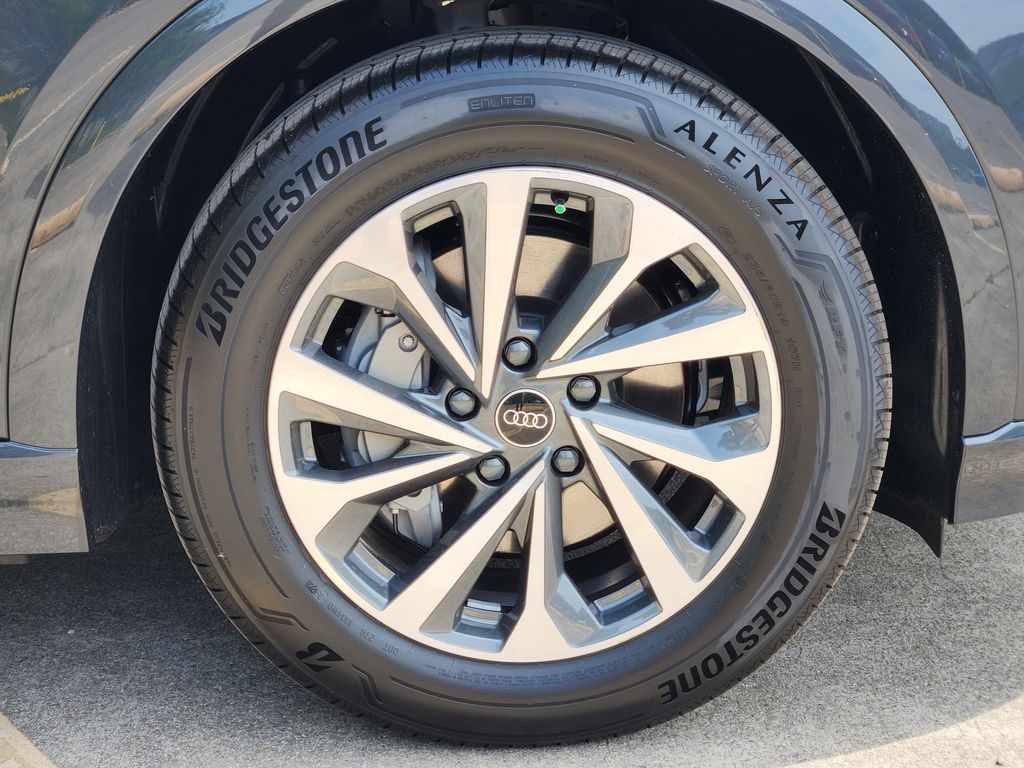new 2025 Audi e-tron car, priced at $76,750
