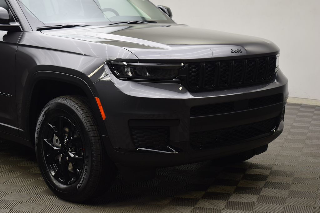 new 2025 Jeep Grand Cherokee L car, priced at $48,730