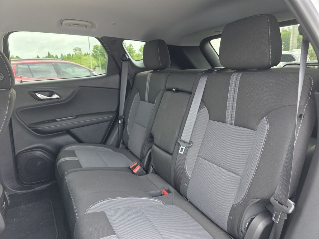 new 2025 Chevrolet Blazer car, priced at $33,219
