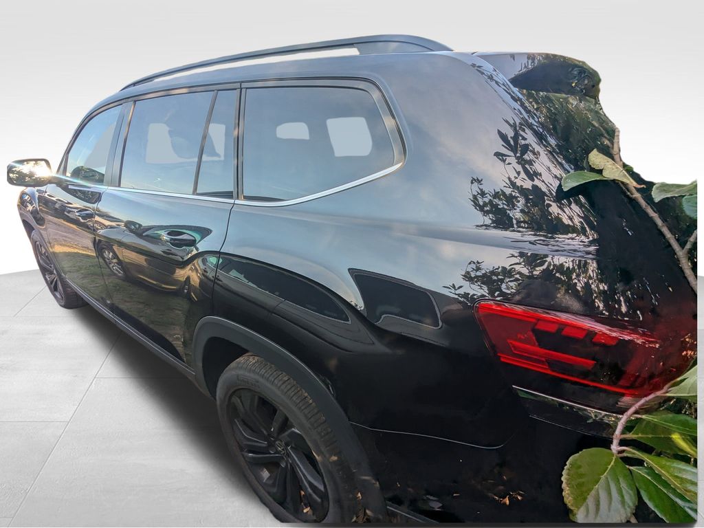 used 2023 Volkswagen Atlas car, priced at $25,991