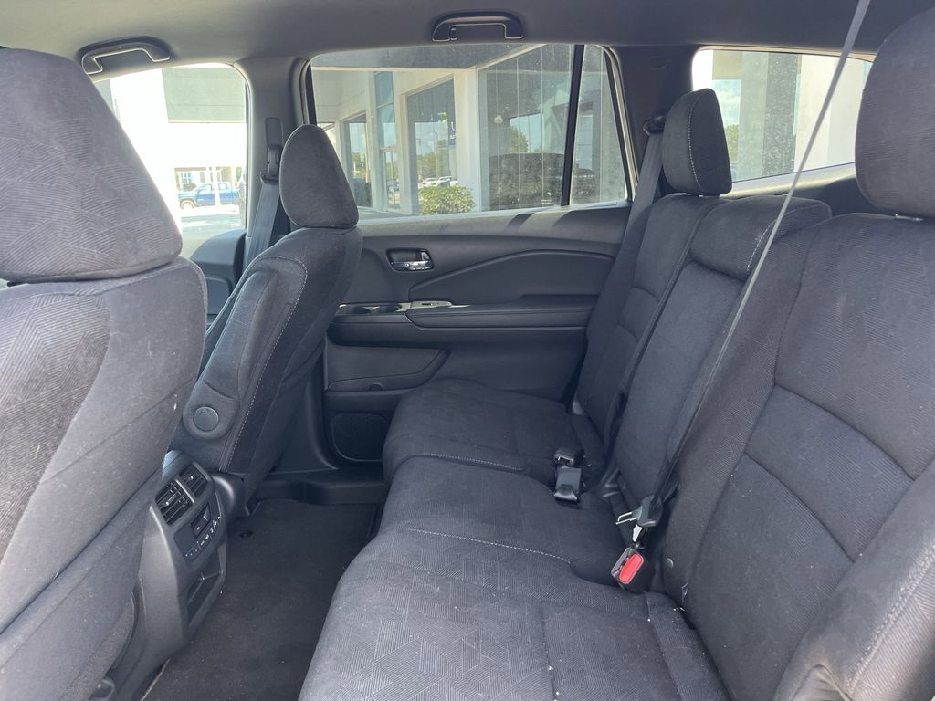 used 2022 Honda Pilot car, priced at $29,993