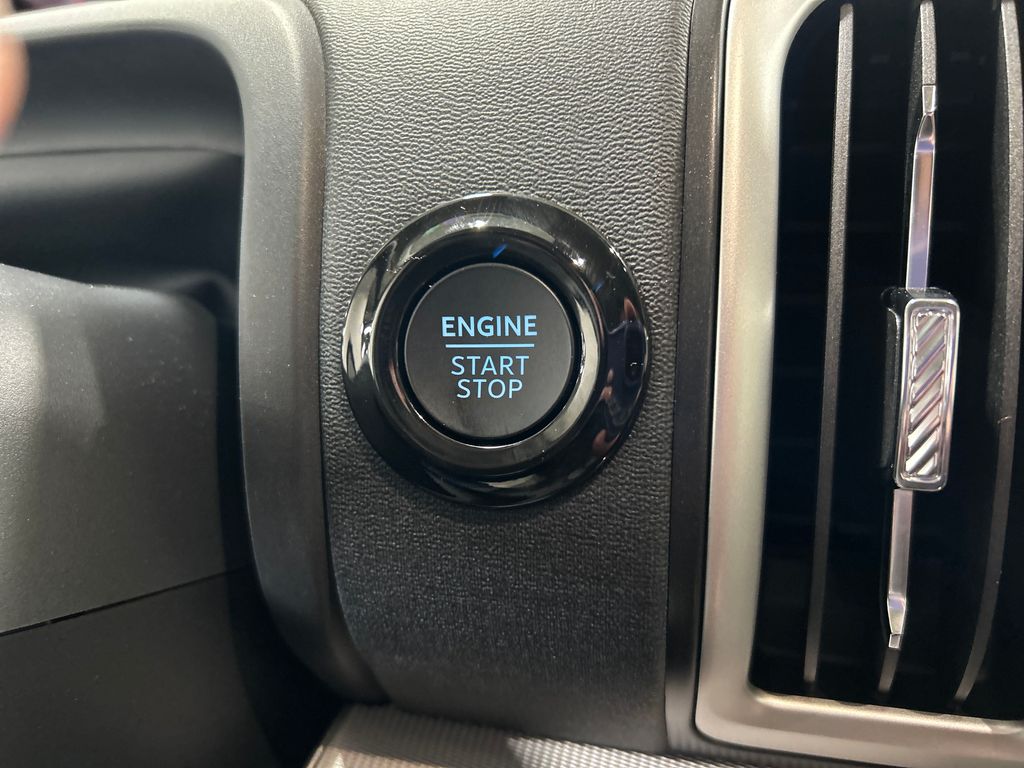 new 2025 Ford Expedition Max car, priced at $70,690