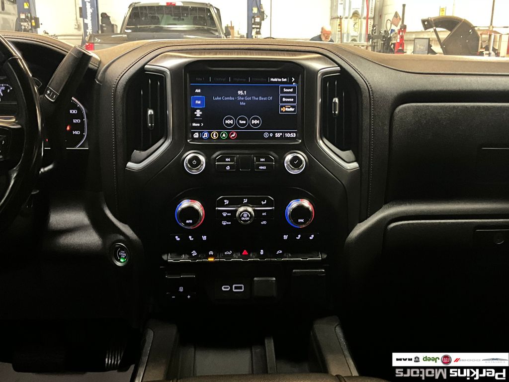 used 2021 GMC Sierra 1500 car, priced at $39,369