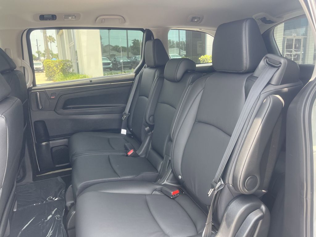 new 2025 Honda Odyssey car, priced at $42,360