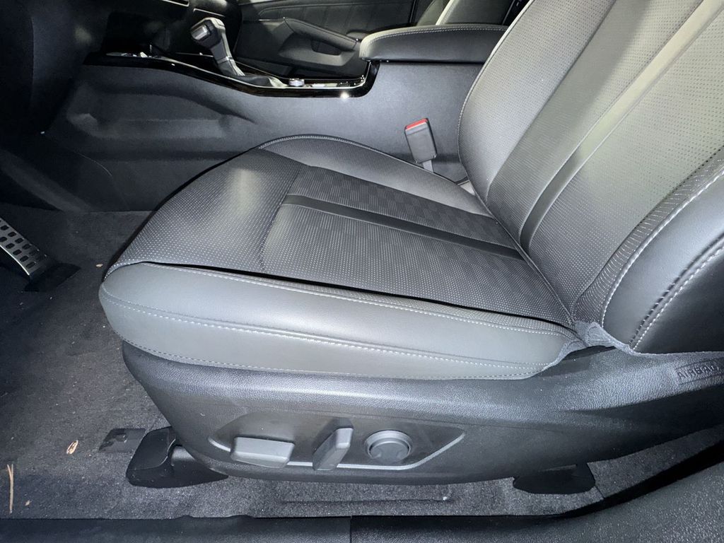 new 2025 Kia Sorento car, priced at $45,280