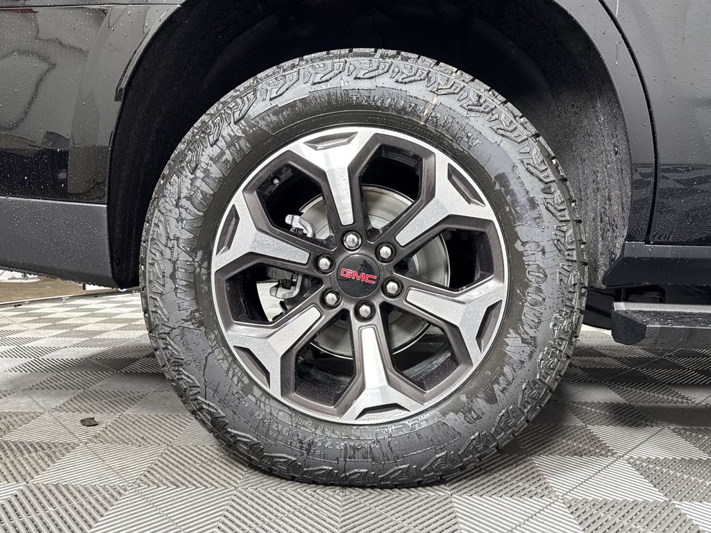 new 2025 GMC Yukon car, priced at $97,789