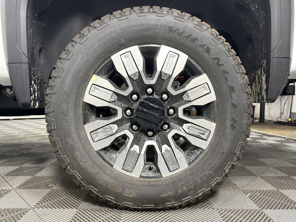 new 2025 GMC Sierra 2500HD car, priced at $86,502