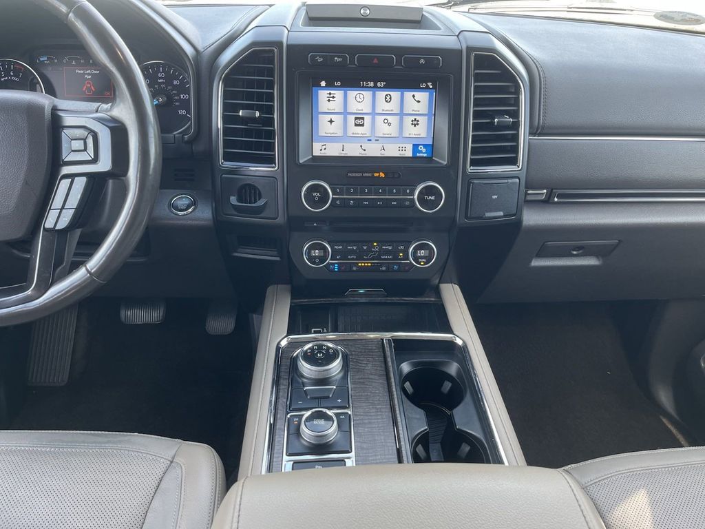 used 2018 Ford Expedition car, priced at $23,792