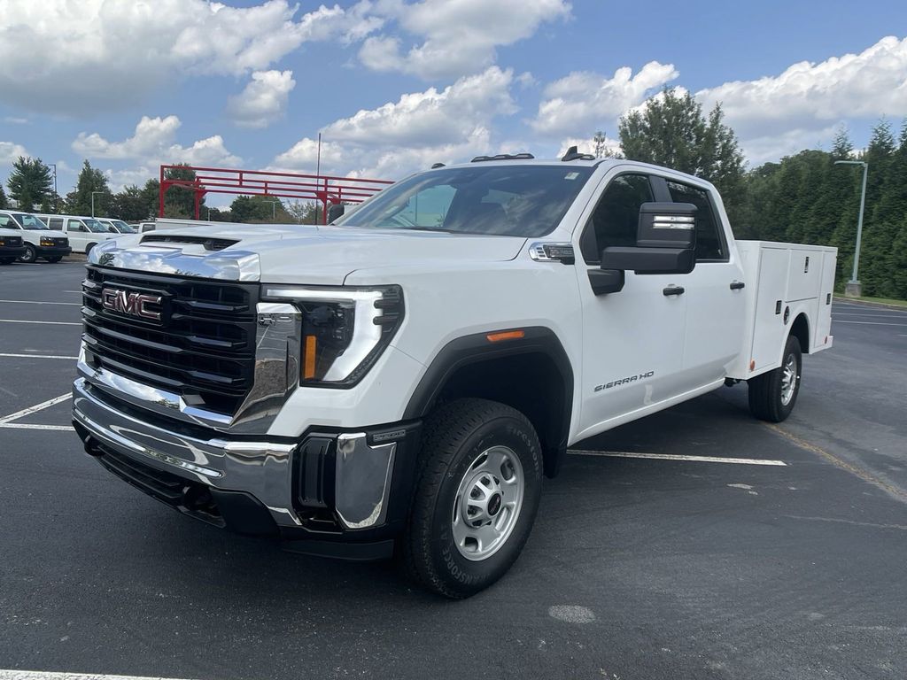 new 2024 GMC Sierra 2500HD car, priced at $42,133