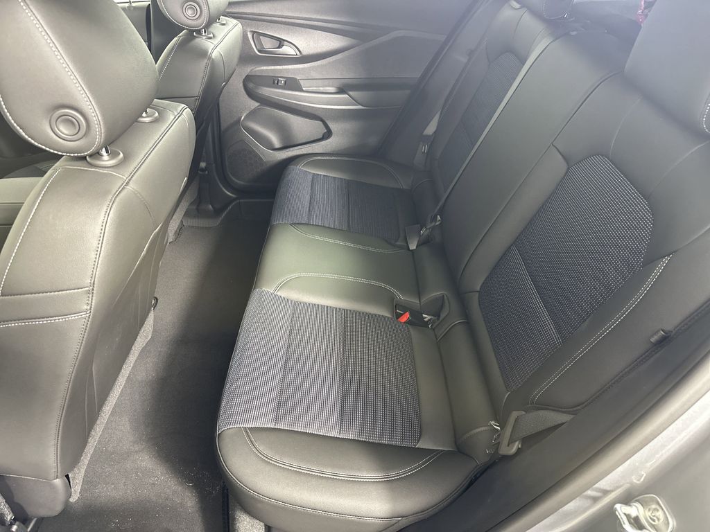new 2025 Buick Envista car, priced at $26,185
