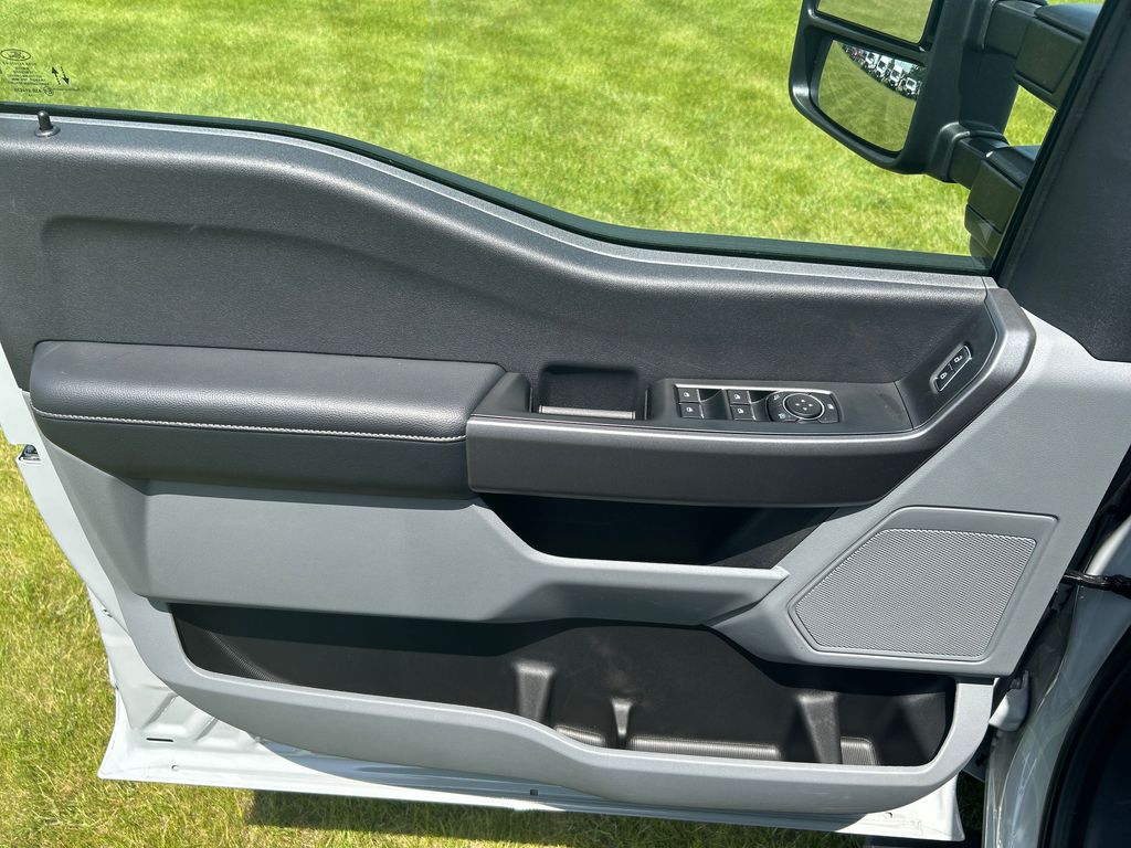 new 2025 Ford F-250SD car, priced at $69,520
